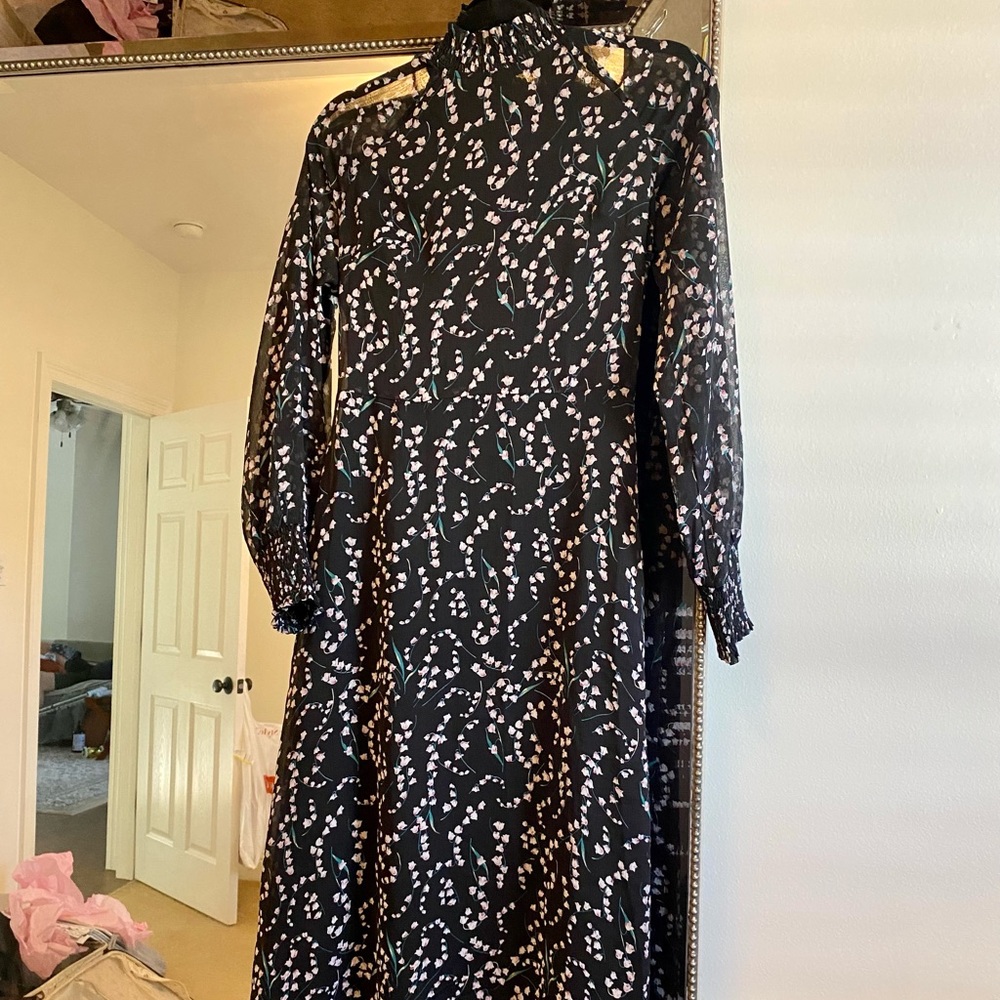 Long Sleeve Floral Midi Dress - Picture 2 of 5